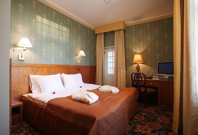 اتاق لوکس, Ekesparre Boutique