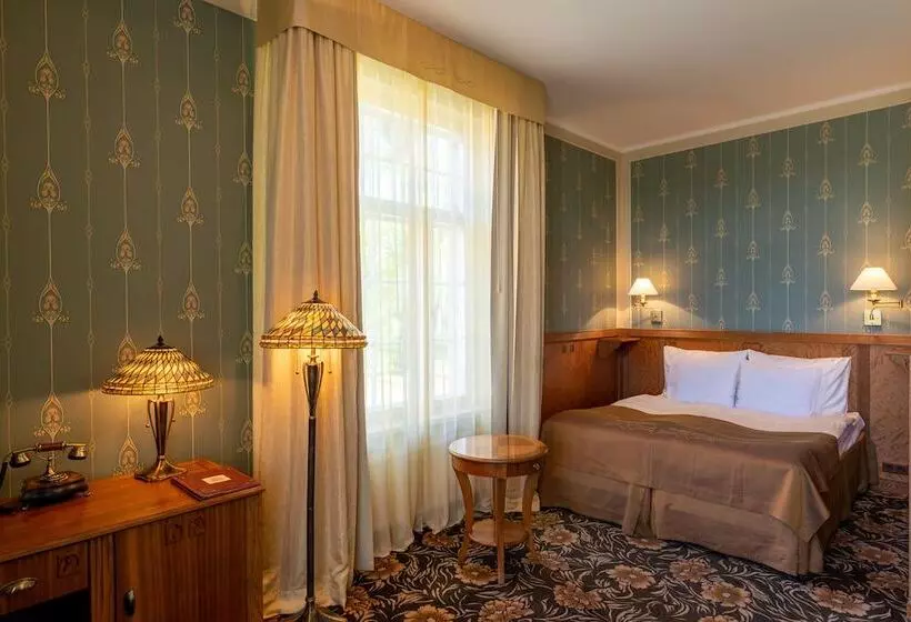 اتاق لوکس, Ekesparre Boutique