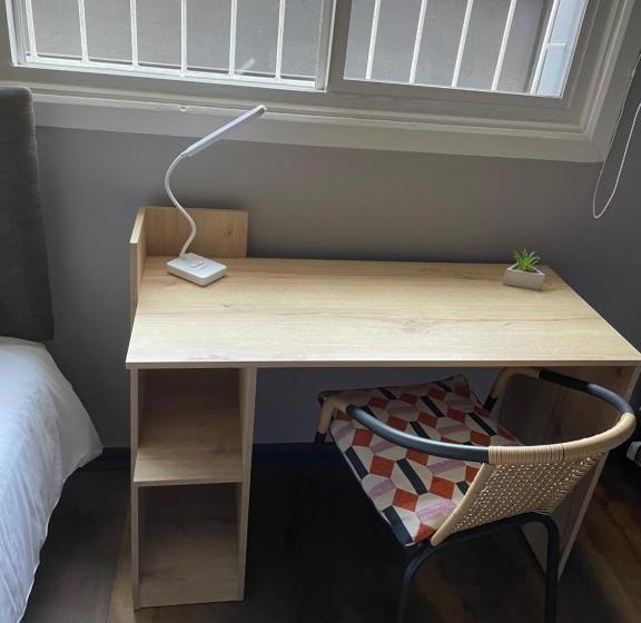 غرفة قياسية رباعية, Tqcaleta Providencia Barrio Italia