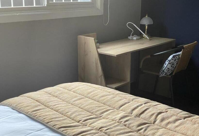 غرفة قياسية رباعية, Tqcaleta Providencia Barrio Italia