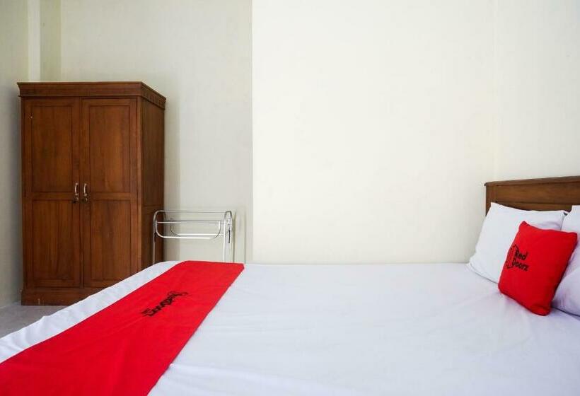 Номер Стандарт, Reddoorz @ Umbul Ponggok Waterpark Klaten