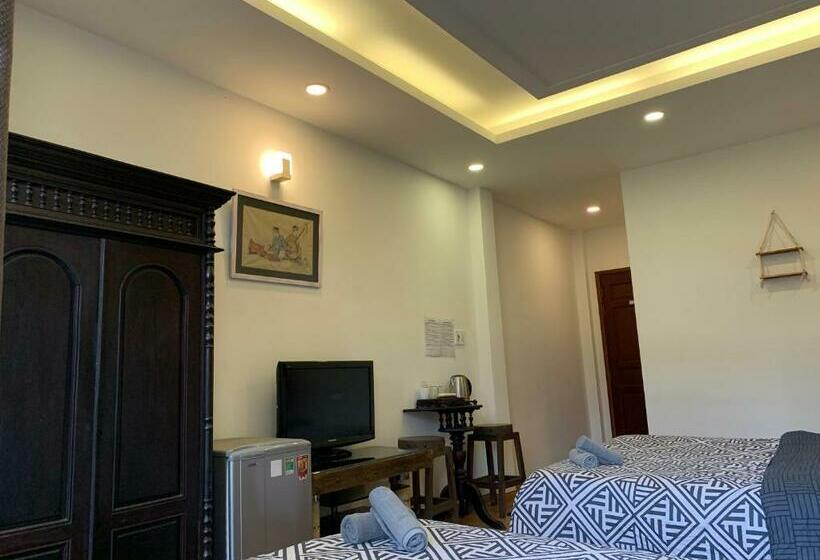 اتاق خانوادگی, Ace Home