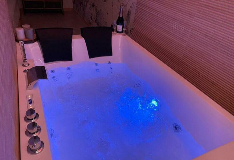 Номер Стандарт с Гидромассажем, A Casa Di Lina