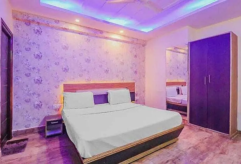 Deluxe Kolmen Hengen Huone, O Vivaan Residency