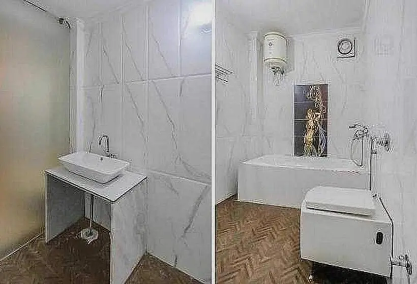 Deluxe Kolmen Hengen Huone, O Vivaan Residency