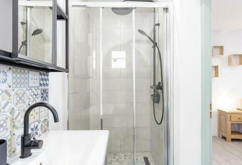 Номер Superior, Chambre Griffoul   Hypercentre   Gaillac