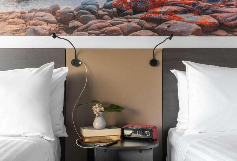 クイーンベッドのスーペリアルーム, Novotel Devonport