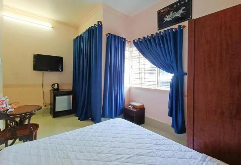 اتاق لوکس با بالکن, Nama Hotel   Ninh Kieu Center