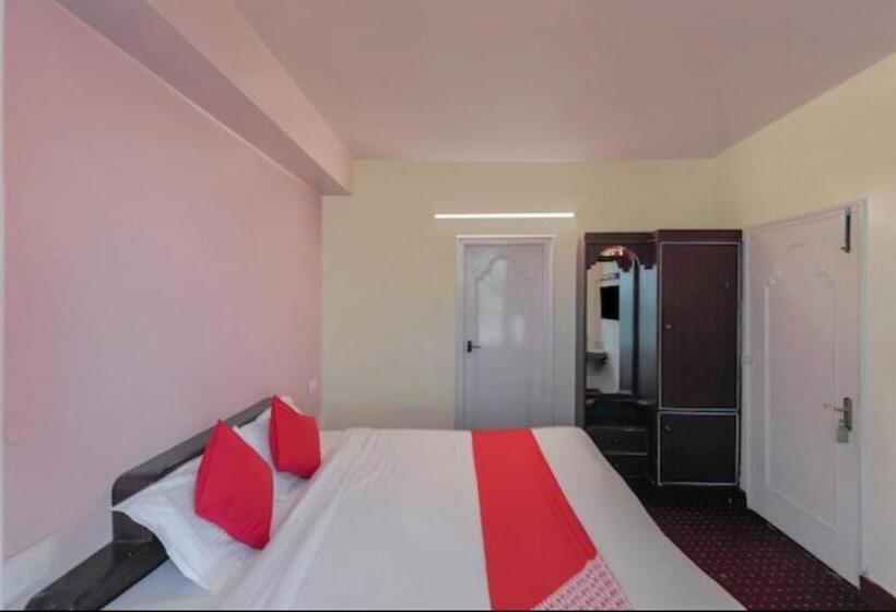 اتاق اکونومی, The Krishna Boho Near Mall Road