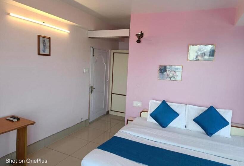 اتاق استاندارد با چشمانداز کوهستان, The Krishna Boho Near Mall Road