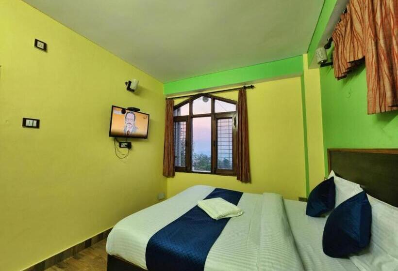 اتاق استاندارد با چشمانداز کوهستان, The Krishna Boho Near Mall Road