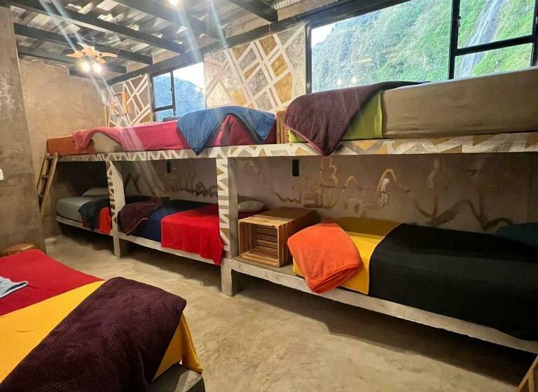 ファミリールーム, Hunter S House Hostel