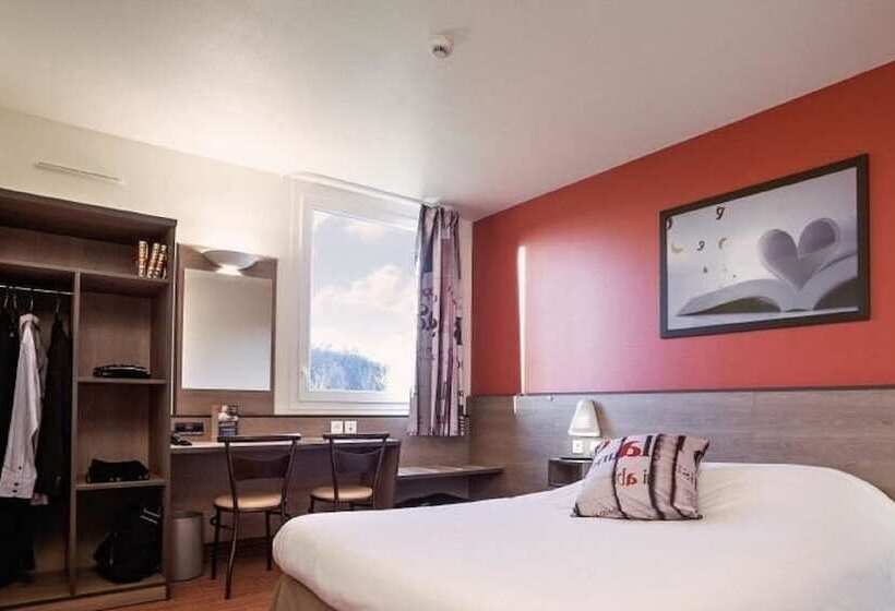 غرفة قياسية لذوى الاحتياجات الخاصة, Ace Hotel Bourges