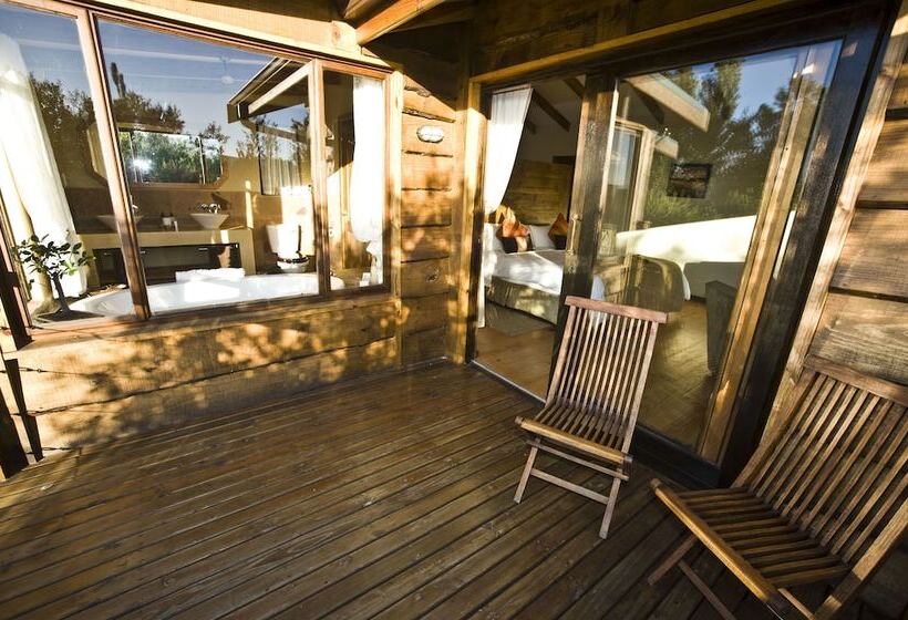 سوییت, Elephant Hide Of Knysna Guest Lodge