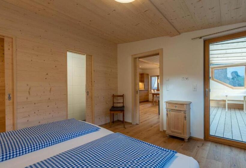 شقة غرفة واحدة مزودة بتراس, Ferienbauernhof Berlinger