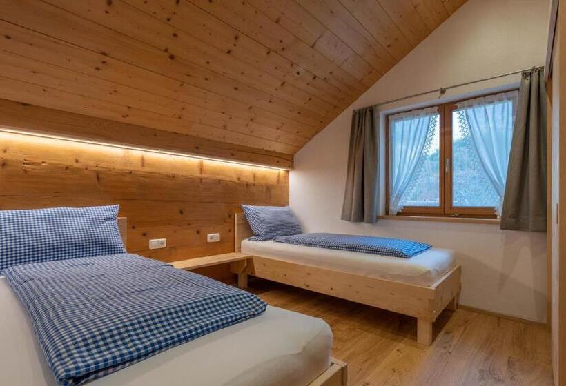 شقة غرفة واحدة مزودة بتراس, Ferienbauernhof Berlinger