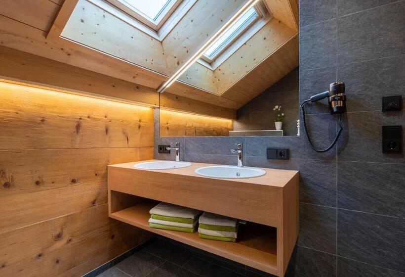 شقة غرفة واحدة مزودة بتراس, Ferienbauernhof Berlinger