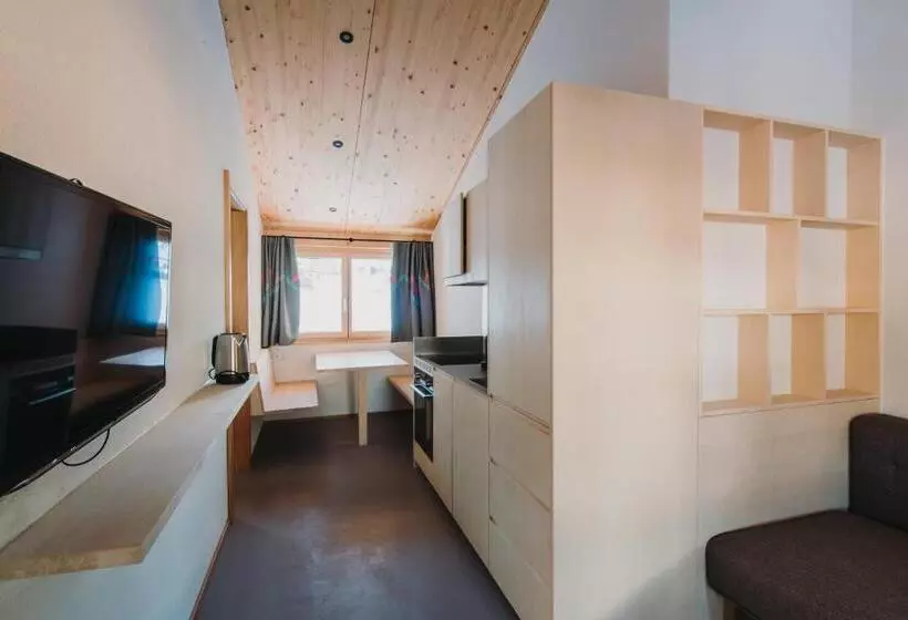 Suite Familiar, Alpin Studios & Suites