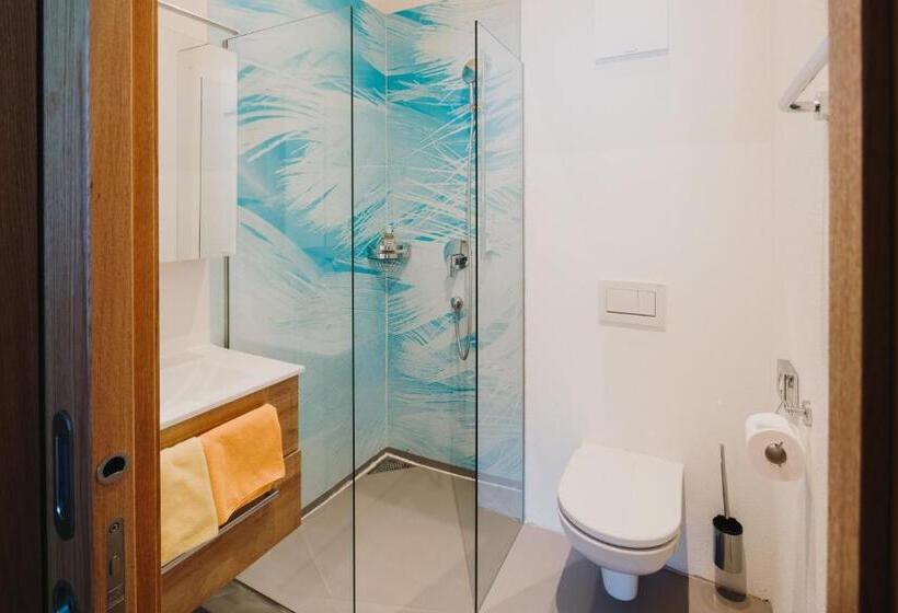 جناح عائلي, Alpin   Studios & Suites