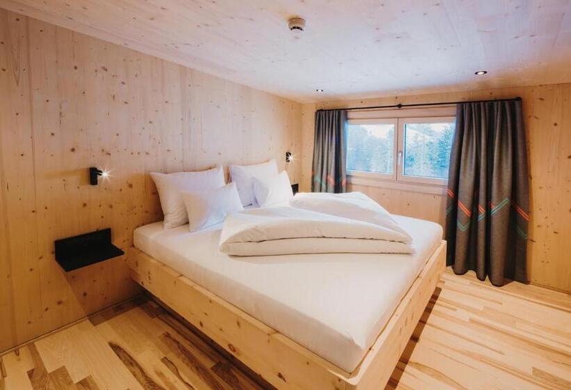 سوییت سوپریور, Alpin   Studios & Suites