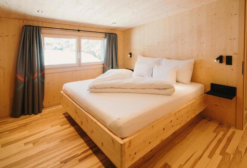 جناح سوبيريور, Alpin   Studios & Suites