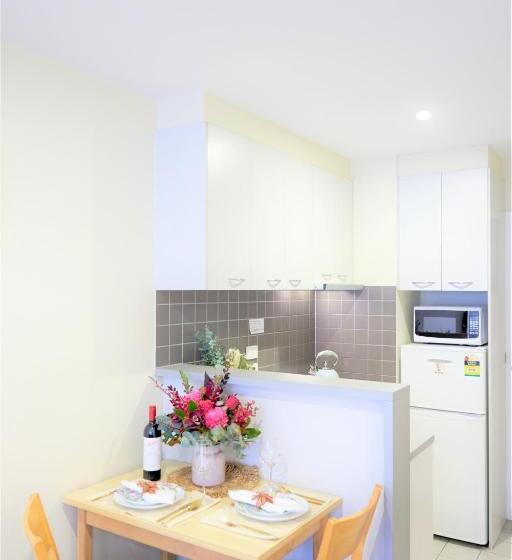 标准间, Arrow On Swanston