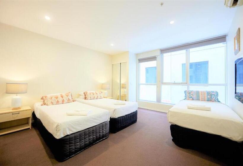 标准间, Arrow On Swanston