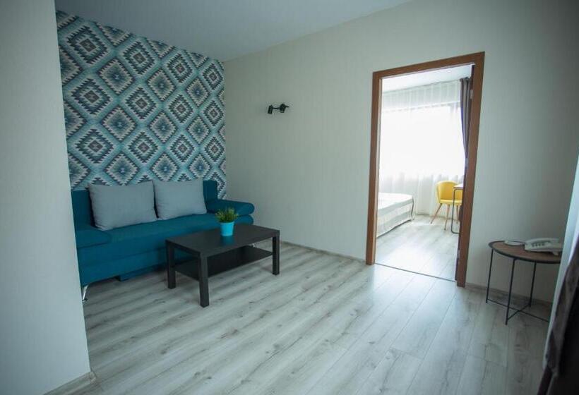 スイート(家族用), Atlant