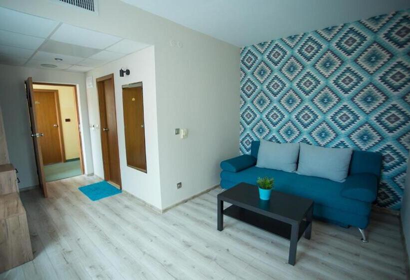 スイート(家族用), Atlant