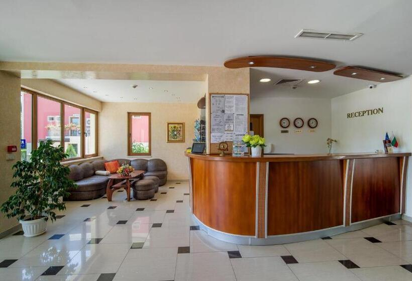 1ベッドルームのデラックスアパートメント, Atlant