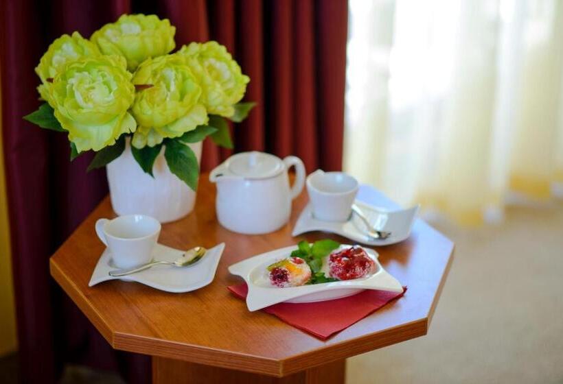 スタンダードルーム, Atlant