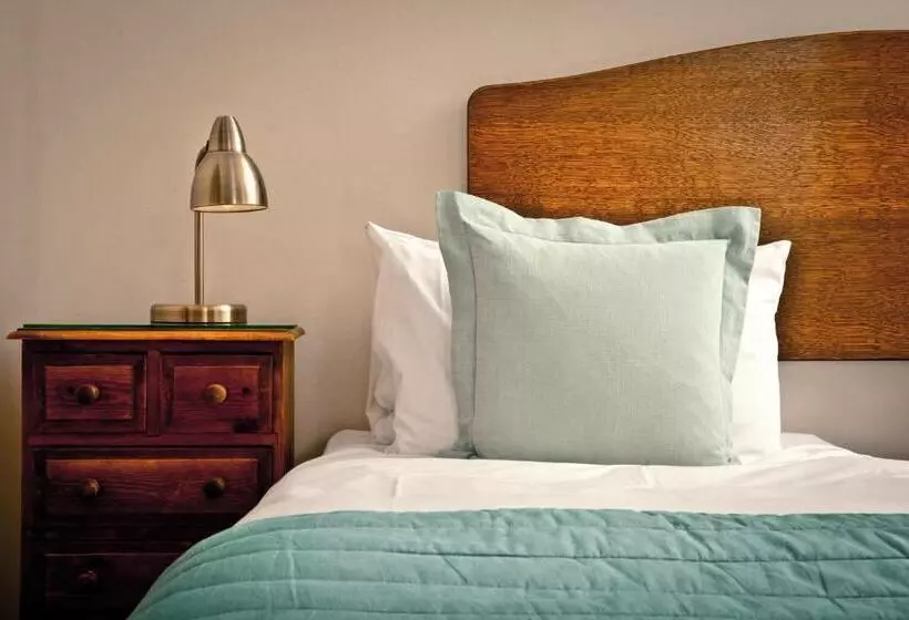 اتاق استاندارد یک نفره, Brighton House