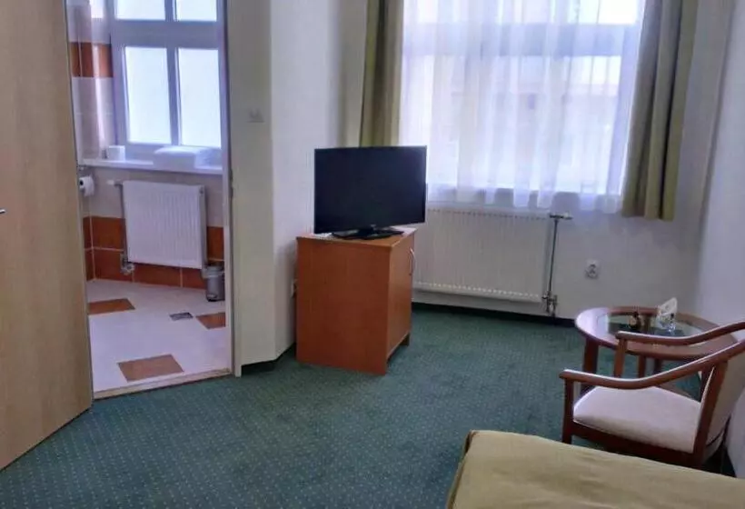 اتاق استاندارد یک نفره, Broadway City Guesthouse