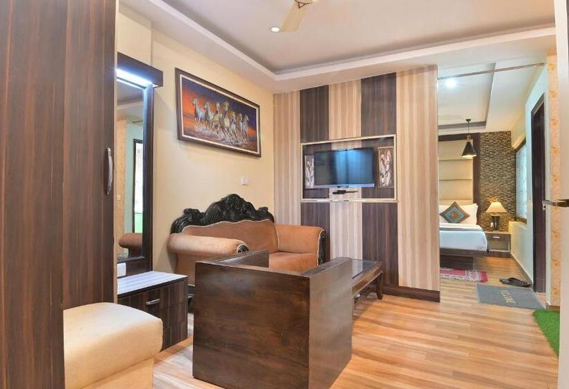 スイート, Castle Blue New Delhi Near Igi Airport