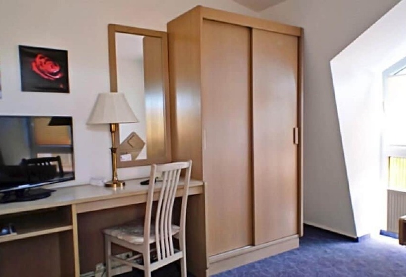 Номер Стандарт, Fürstenberg