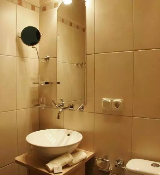コンフォートルーム, Gutshaus Kubbelkow