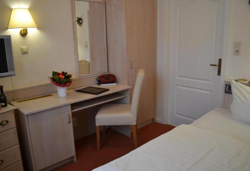 スタンダードシングルルーム, Hansa