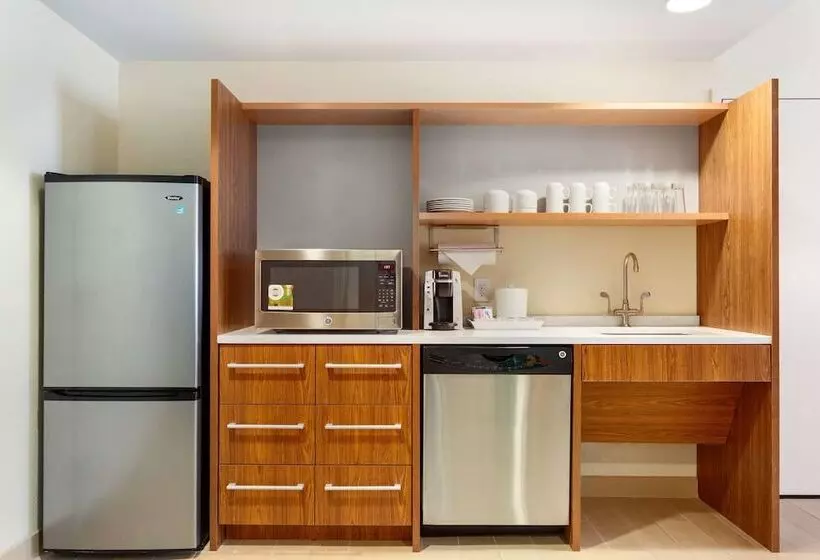 身障者適用スイートルーム, Home2 Suites By Hilton Fargo, Nd