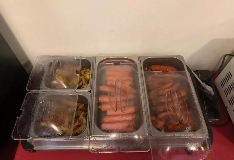 اتاق خانوادگی, Várfal Wellness Panzió