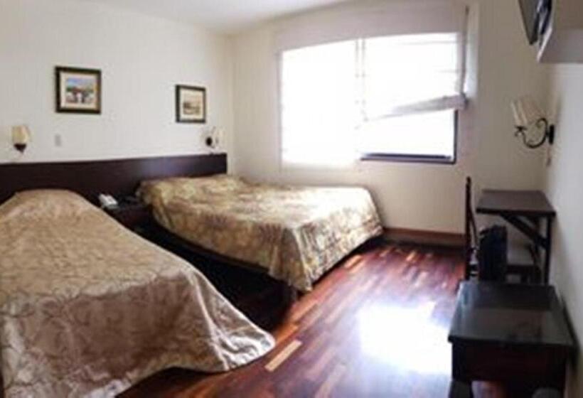 اتاق استاندارد سه نفره, Llaqta Wasi