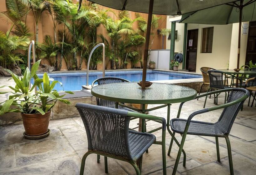 اتاق استاندارد یک نفره, Llaqta Wasi