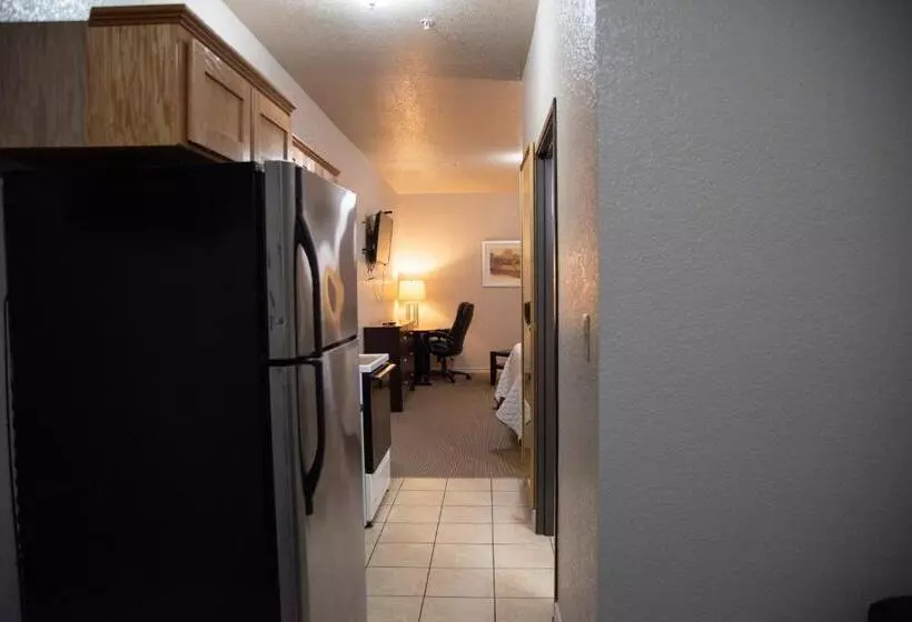 Deluxe Suite King Bed, Premium Inn And Suites