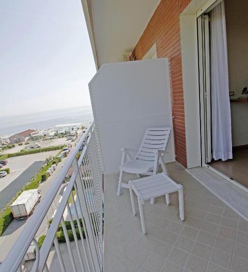 חדר סטנדרט לארבעה נוף לים, Ridolfi