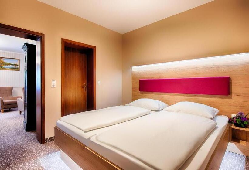 جناح, Seeschloß