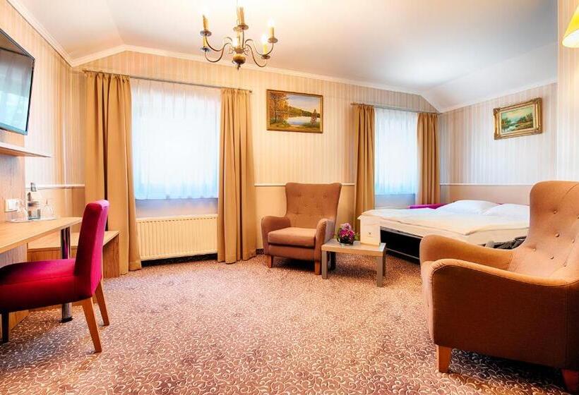 جناح, Seeschloß