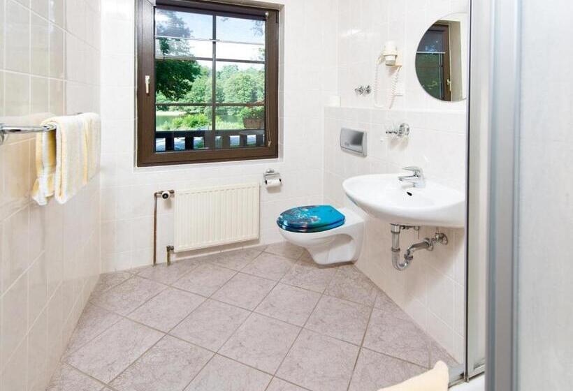 غرفة قياسية, Seeschloß