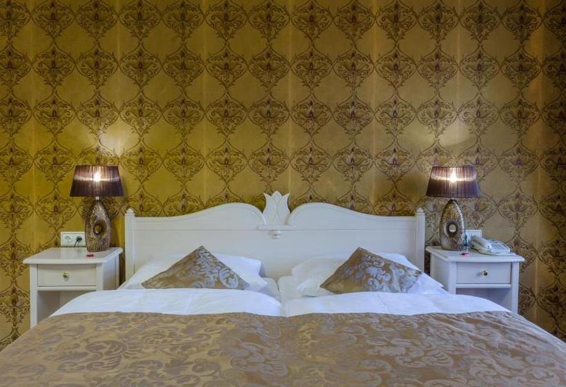 싱글 디럭스 룸, Seeschloss Schorssow