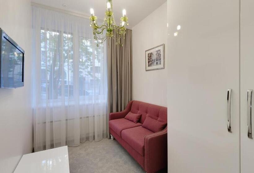 Juniorsviitti, Stangret