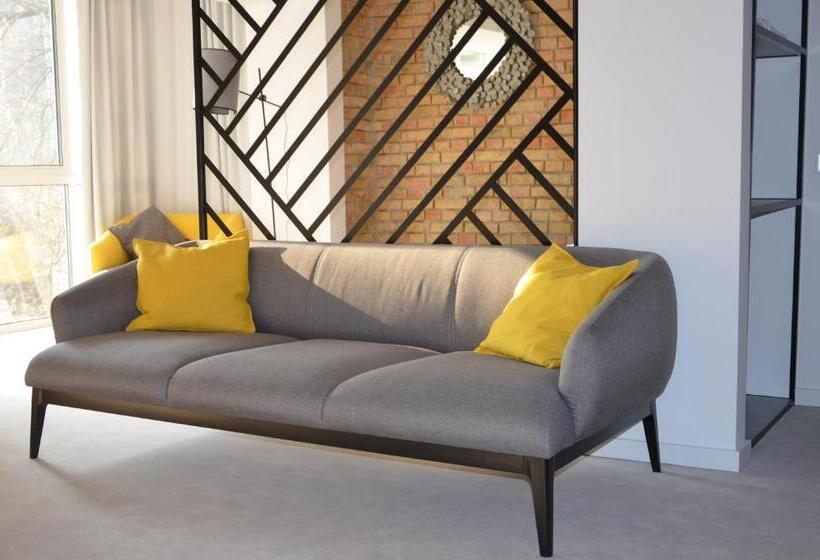 Standard-studio, Stangret