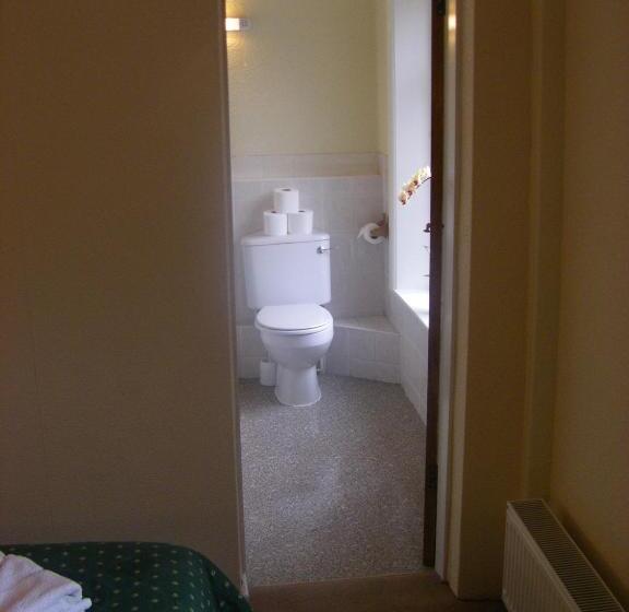 חדר סטנדרט, The Waldorf